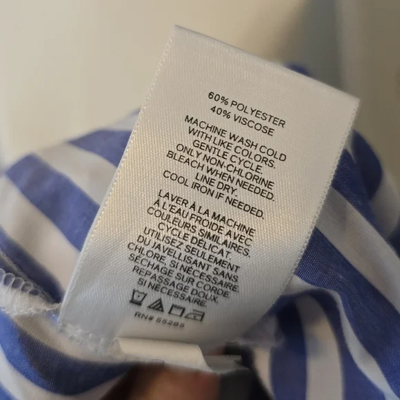 Express | XS | Blue & White Button Down - Picture 9 of 9